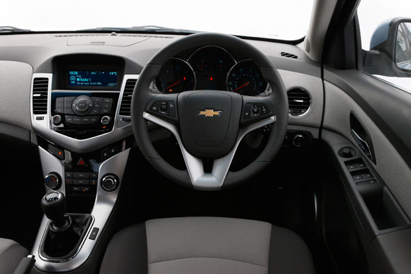 เชฟโรเลต ครูซ Chevrolet Cruze โชว์รูมเปิดใหม่ ป้ายแดง มีพิเศษ  รูปที่ 2