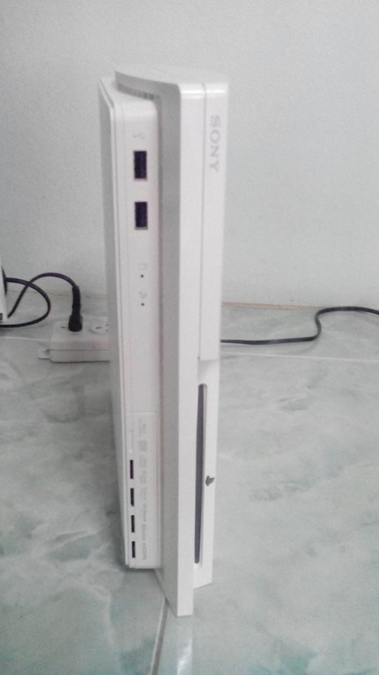 ขาย PS3 slim 160 Gb ถูกๆครับ สีขาว รูปที่ 3