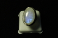 (ขายแล้วค่ะ) แหวนเงินแท้ หัวแหวน MoonStone เปลี่ยนสีตามแสงค่ะ
