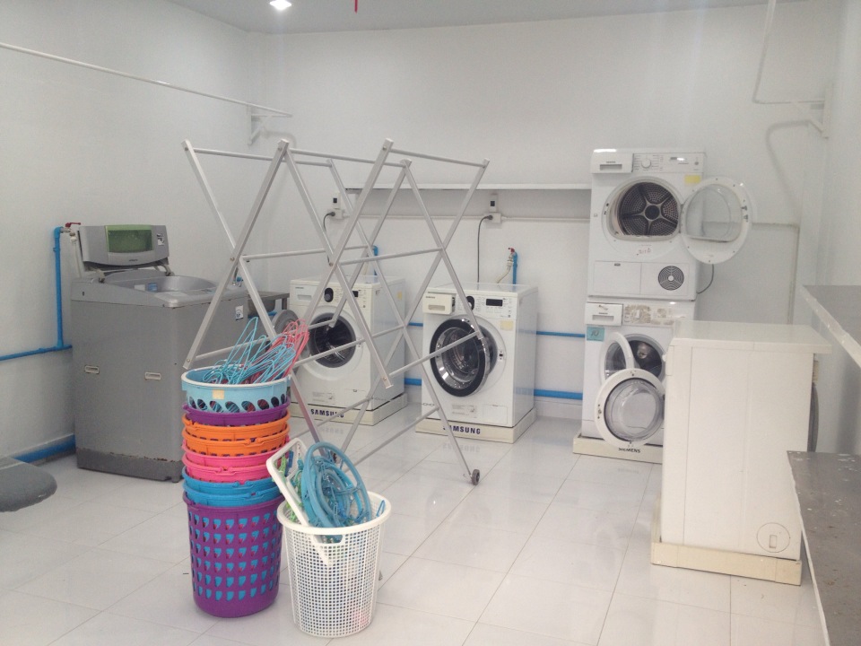 เซ่งร้านซัก อบ รีด ป่าตอง ภูเก็ต Laundry Shop For sale In Patong รูปที่ 1