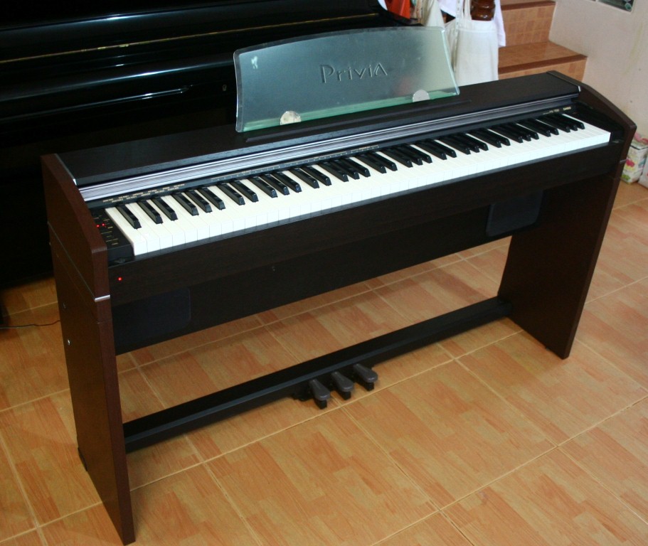 เปียโนไฟฟ้า CASIO PX 700 เสียงดี ประหยัดที่ คีย์ทน รูปที่ 3