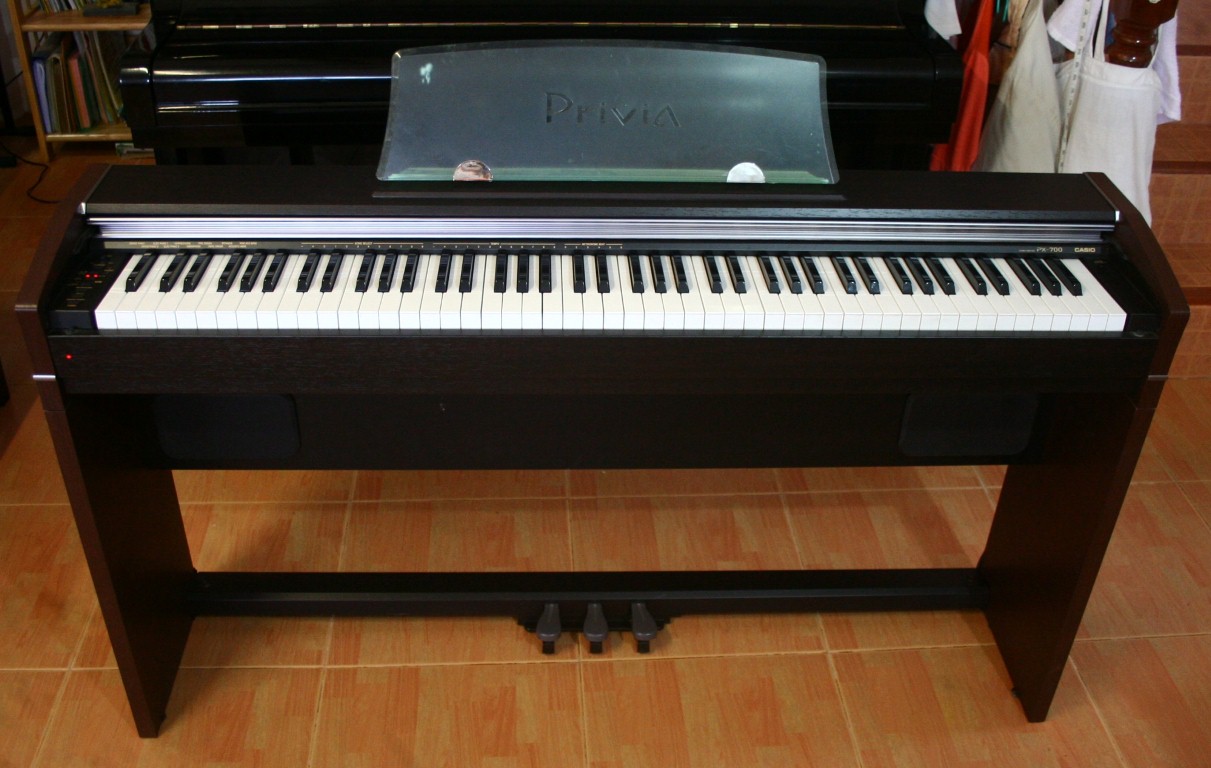 เปียโนไฟฟ้า CASIO PX 700 เสียงดี ประหยัดที่ คีย์ทน รูปที่ 4