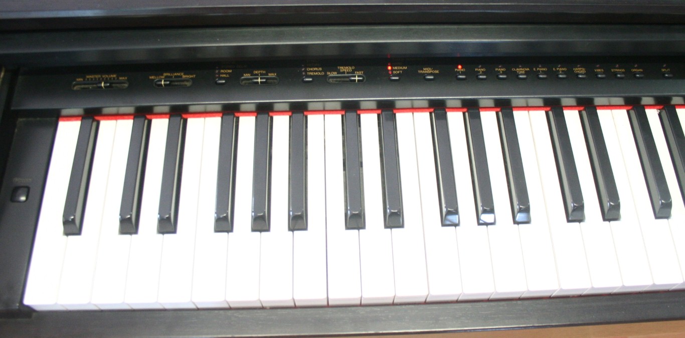 ขาย เปียโนไฟฟ้า Yamaha รุ่นClavinova CLP760 รุ่นใหญ่ รูปที่ 6