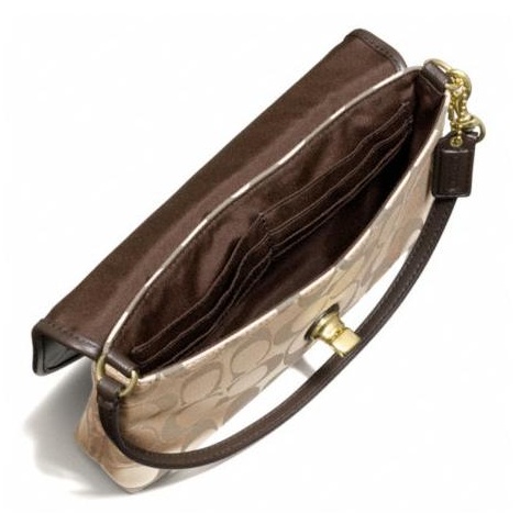 กระเป๋าสตางค์ COACH รุ่น CAMBELL SIGNATURE LARGE  WRISTLET F50184  รูปที่ 4
