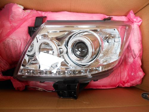 ไฟหน้าPROJECTOR VIGOCHAMP ไฟท้ายLED กระจังหน้า ประดับยนต์วีโก้แชมป์ ราคาส่ง 0955651537  เทพ   024352988 เทพ     รูปที่ 3