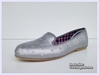 รูปย่อ  รองเท้า Gemio shoes : รองเท้าคัดชูหนังสีเงิน ฟรีเมี่ยมยอดนิยม โดดเด่น เก๋ ด้วยงานปราณีต และขายส่งและขายปลีก รูปที่1