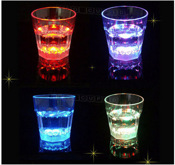 แก้วน้ำไฟแดนซ์,แก้วน้ำมีไฟ,(LED LIGHT UP DRINKWARE Bubble Rock) รูปที่ 1