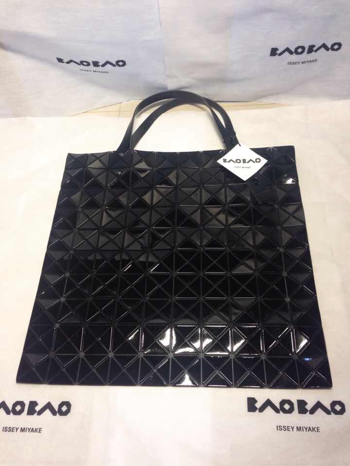 BAO BAO ISSEY MIYAKE Bilbao PRISM 10x10 รูปที่ 1