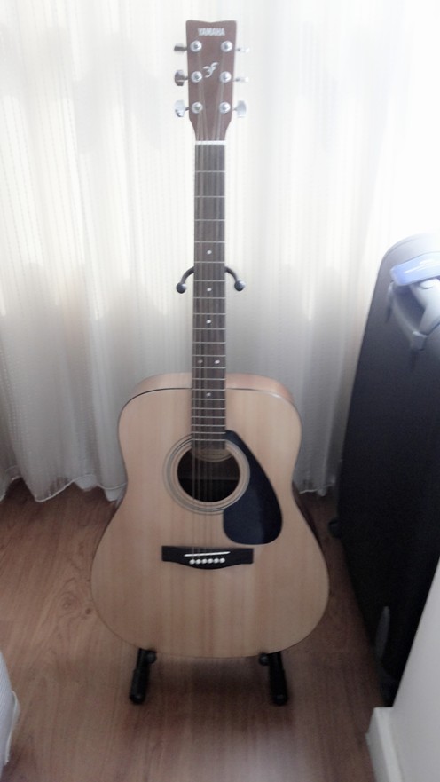 ประกาศขายกีตาร์ Yamaha มือหนึ่งสภาพดี รูปที่ 2
