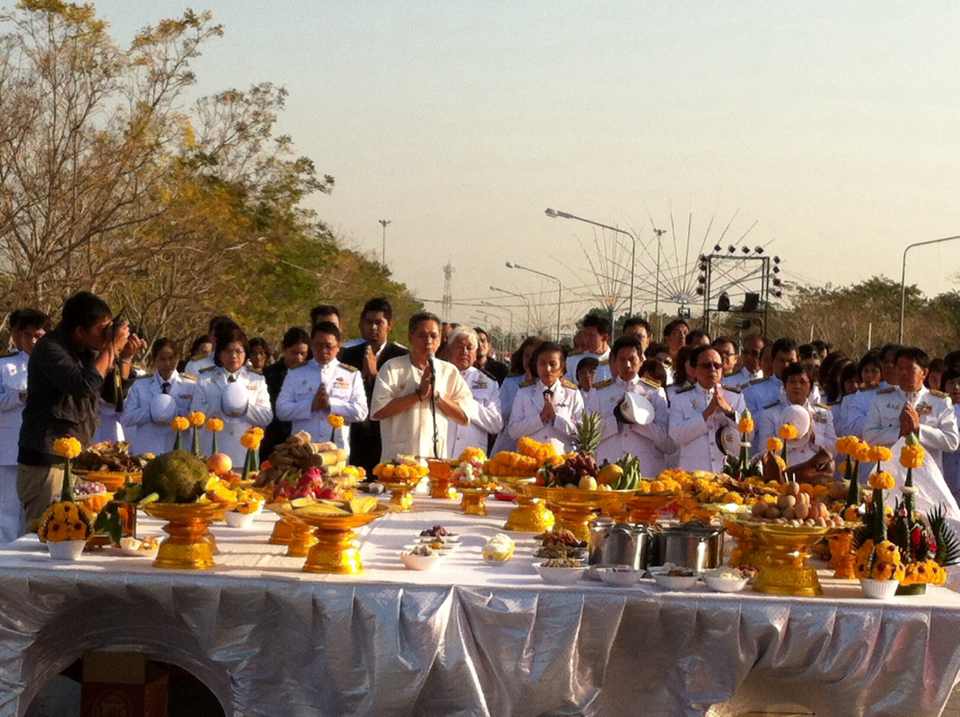 รับทำพิธีวางศิลาฤกษ์ ตั้งเสาเอก ศาลพระภูมิ รูปที่ 4