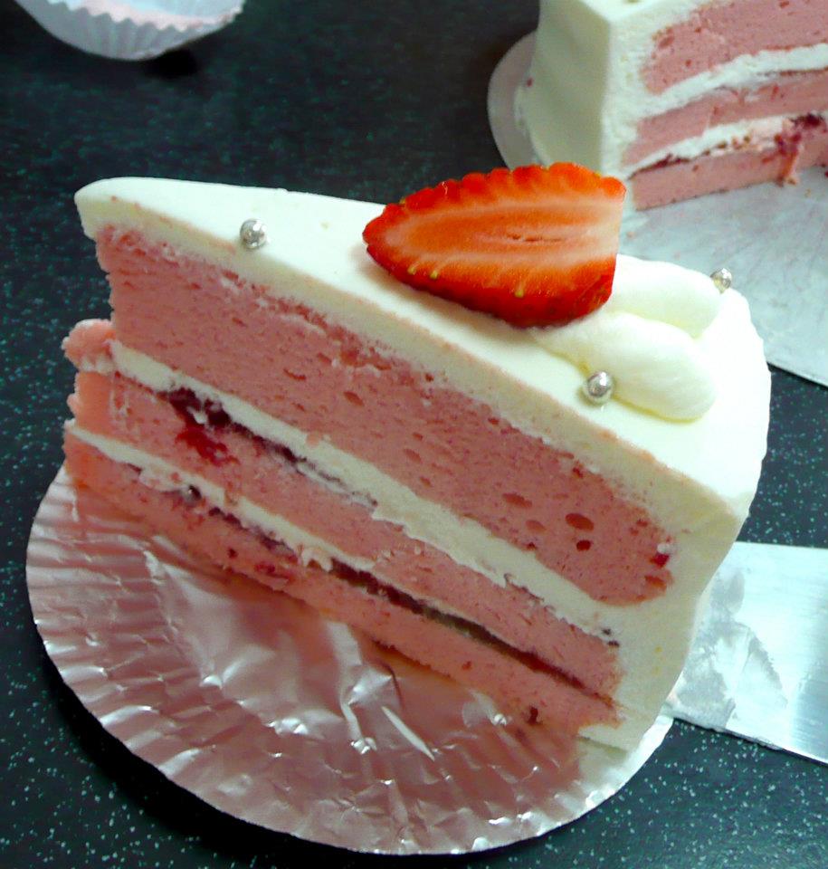 Strawberry Yogurt Cake รูปที่ 4