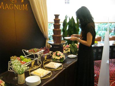 ให้เช่า เครื่องทำช็อคโกแลตฟองดู สำหรับงานเลี้ยงต่างๆ ขนาดสูง 90 เซนติเมตร รูปที่ 3