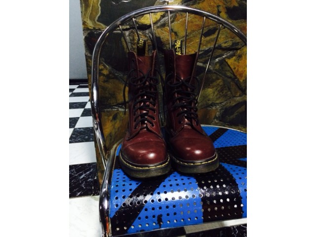 Dr.Martens half price ... รูปที่ 1