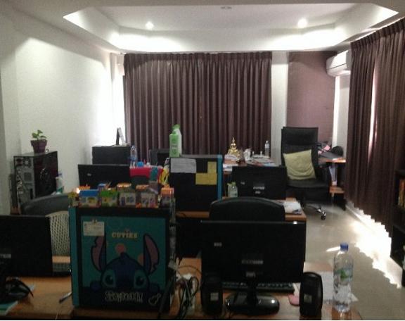 ขายทาวน์โฮม โครงการThe OASIS ถนนพัทยาใต้ 16 ทาวน์โฮม 4 ชั้น 26.5 วา 3 ห้องนอน 4 ห้องน้ำ 1ห้องโถงใหญ่ แอร์ 3 ตัว  รูปที่ 4