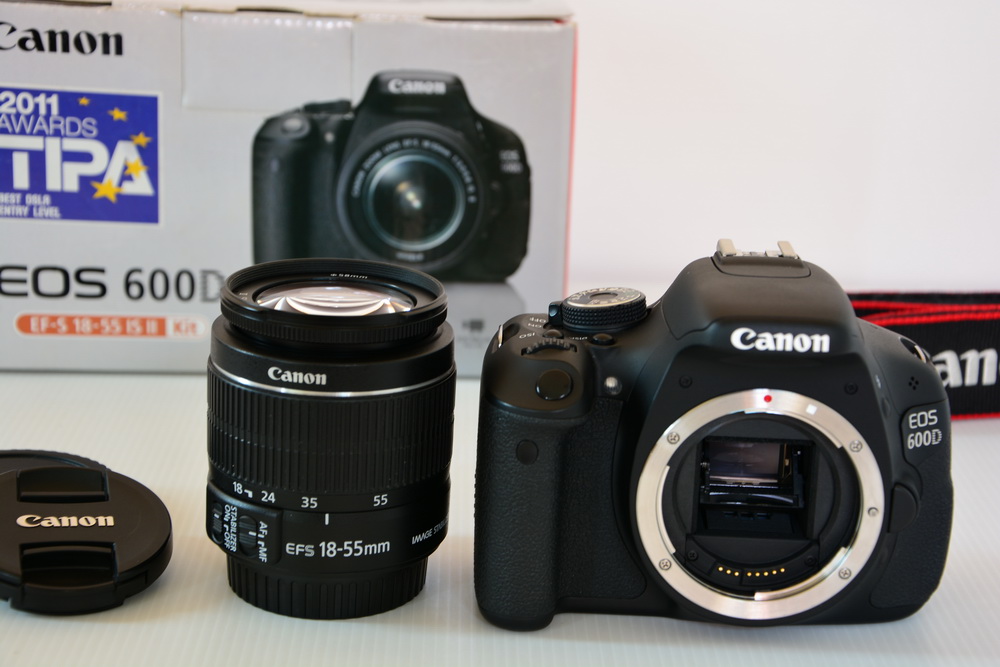 ขาย Canon EOS 600D+Lens 18-55 IS II มีประกันศูนย์ฯยาวๆ พร้อมอุปกรณ์ครบกล่อง และของแถม กระเป๋าอย่างดี ไม่ต้องซื้อเพิ่ม.. ถ่าย VDO Full HD ใช้งานน้อยมากๆชัดเตอร์ 3,942 ครั้ง (รูปถ่ายของจริง) กล้องมือสอง ราคาถูก รูปที่ 3