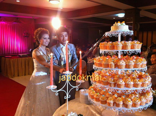 รับทำและจัดคัพเค้ก งานแต่ง งานต่างๆ รูปที่ 4