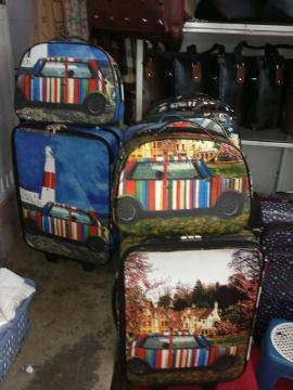 กระเป๋าเดินทาง Lv Gucci Buberry CathKidston Longchamp chanel paul smith รูปที่ 4