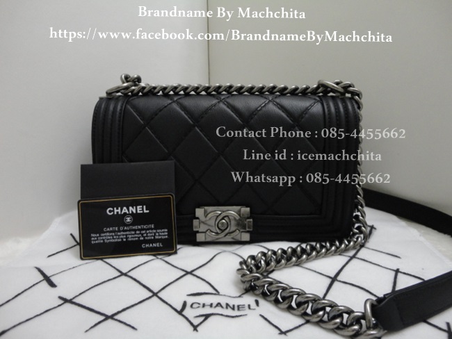 กระเป๋า Chanel Boy Size 8