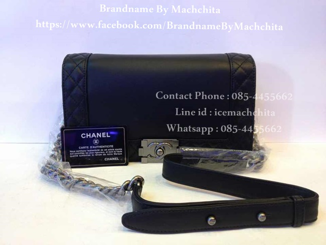 กระเป๋า Chanel Boy Size 8