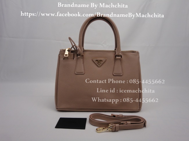 กระเป๋า Prada Saffiano Size 25