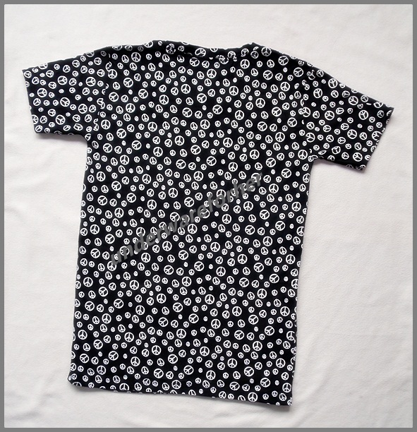 เสื้อยืดแฟชั่นแขนสั้น สีดำ รูปที่ 3
