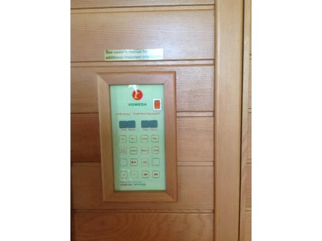 KOMEDA Infrared Sauna ตู้อบเซาว์น่าอินฟาร์เรด นั่งได้ 3 คน ขนาด150 x 120 x 200 cm เหมาะสำหรับ 3 ที่นั่งตัวตู้ทำจากไม้สนฟ รูปที่ 5