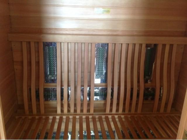 KOMEDA Infrared Sauna ตู้อบเซาว์น่าอินฟาร์เรด นั่งได้ 3 คน ขนาด150 x 120 x 200 cm เหมาะสำหรับ 3 ที่นั่งตัวตู้ทำจากไม้สนฟ รูปที่ 3