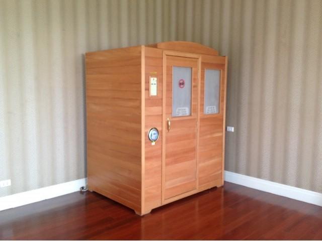 KOMEDA Infrared Sauna ตู้อบเซาว์น่าอินฟาร์เรด นั่งได้ 3 คน ขนาด150 x 120 x 200 cm เหมาะสำหรับ 3 ที่นั่งตัวตู้ทำจากไม้สนฟ รูปที่ 1