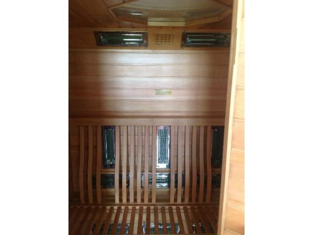 KOMEDA Infrared Sauna ตู้อบเซาว์น่าอินฟาร์เรด นั่งได้ 3 คน ขนาด150 x 120 x 200 cm เหมาะสำหรับ 3 ที่นั่งตัวตู้ทำจากไม้สนฟ รูปที่ 4