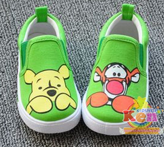 รองเท้าเด็ก ผ้าใบสวม Pooh vs Tigger สีเขียวSH574 รูปที่ 1
