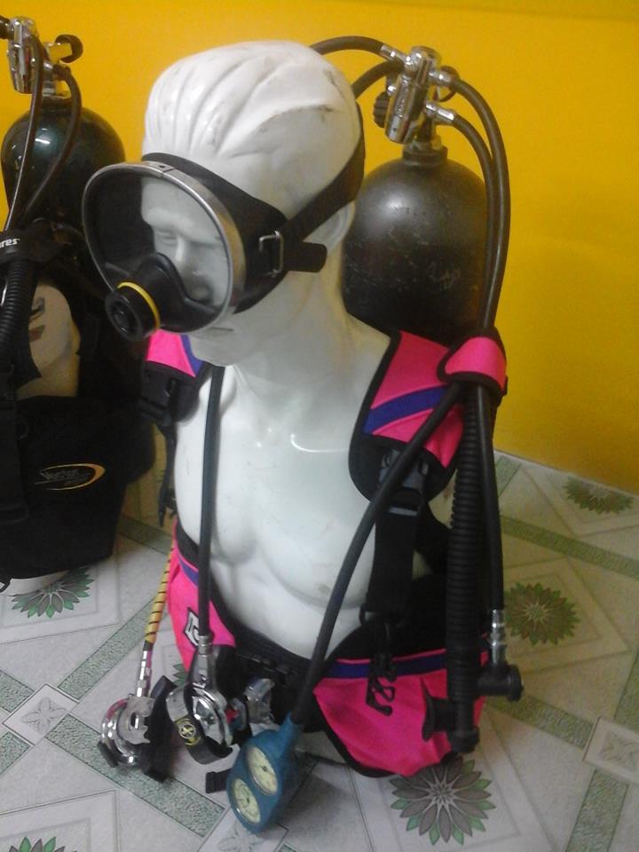 ขายชุดดำน้ำ scuba แบบครบเซ็ทราคา 22000 บาทจำนวน 2 ชุดที่ร้าน Thailandspeargun shop บน Facebook รูปที่ 2