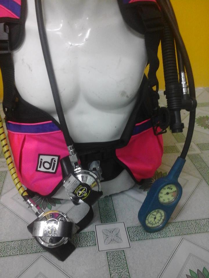 ขายชุดดำน้ำ scuba แบบครบเซ็ทราคา 22000 บาทจำนวน 2 ชุดที่ร้าน Thailandspeargun shop บน Facebook รูปที่ 3