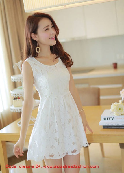 พร้อมส่ง เดรสแฟชั่นผ้าลูกไม้คุณภาพ โทนสีขาว น่ารัก รูปที่ 3