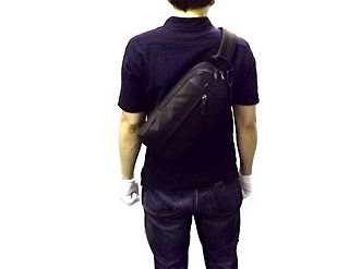 กระเป๋าผู้ชายสะพายหลัง COACH รุ่น  VARICK NYLON SLING BLACK F70692 รูปที่ 3