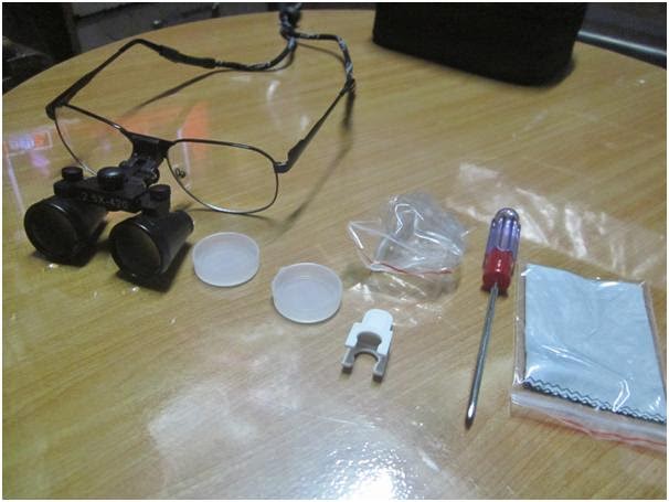 แว่นหมอศัลยกรอบโลหะขนาดขยาย 2.5เท่า ระยะ 420 มม., Surgical Loupes metal frame 2.5x 420 mm. รูปที่ 2