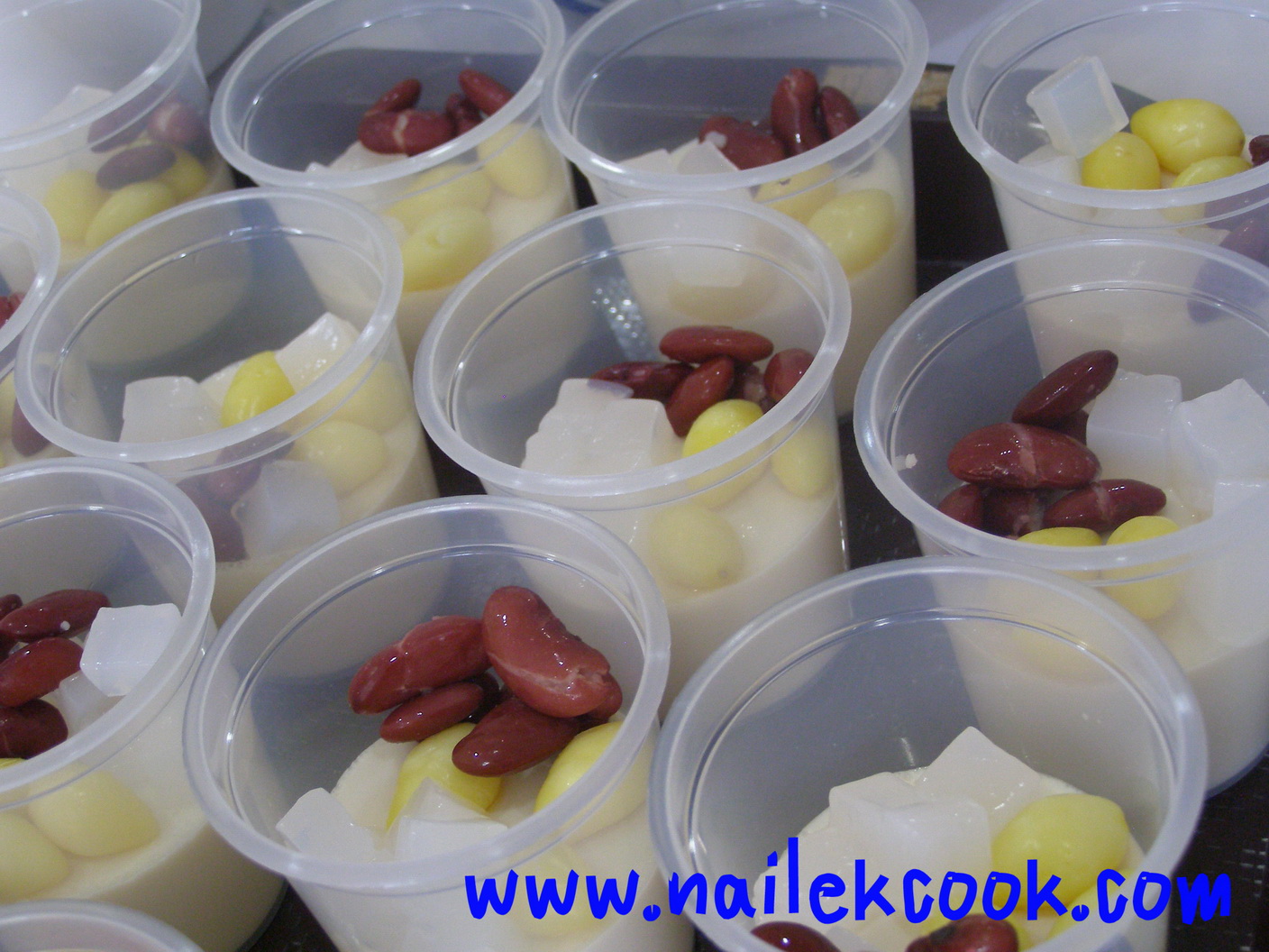  เต้าฮวยนมสด-ฟรุ๊ตสลัด สาคูแคนตาลูป  2,140 บาท โทร.084-1212878 รูปที่ 5