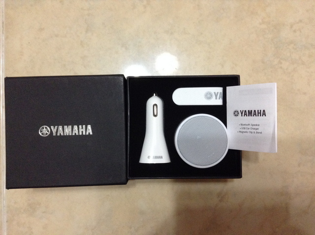 ขายลำโพงBluetooth Yamaha สีขาวสวยมาก พร้อม Car Battery Charger และ ที่วางโทรศัพท์มือถือ ราคาพิเศษค่ะ รูปที่ 2