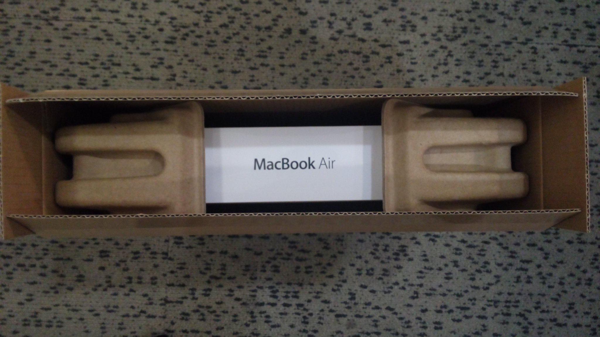 ขาย MacbookAir 11'' i5 1.3Ghz Mid2013- ของใหม่ 100% - 27,500 บาท รูปที่ 4