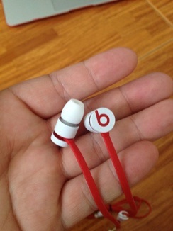 ขายหูฟัง Beats by Dre - urbeats ของแท้ - ซื้อมาเกินครับ รูปที่ 5