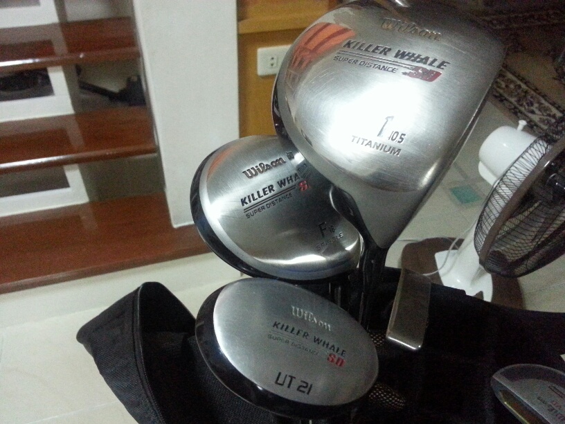 มาประมูลกันครับเริ่ม 999 บาท ครบชุด wilson killer whale SD รูปที่ 5