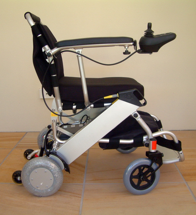 รถเข็นผู้ป่วยไฟฟ้า วีลแชร์ไฟฟ้าพับได้ folding electric wheelchair รูปที่ 1