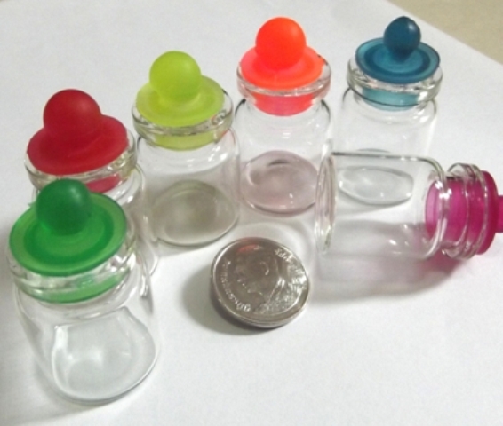 ขวดแก้วจิ๋ว ขนาด 5.5 cc.  (ฝาจุกพลาสติก) รูปที่ 4