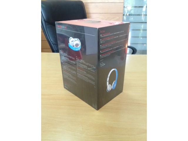 ขาย beats solo HD by dre ของแท้สีฟ้ายังไม่แกะกล่อง รูปที่ 3