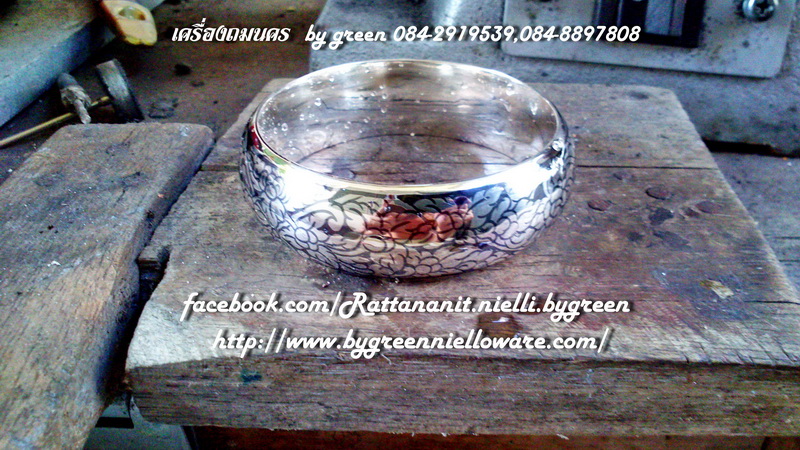 เครื่องถมนคร by green กำไล ถมเงิน ลายดอกพุดตาน แบบสวม หน้ากว้าง 2 cm. รูปที่ 6