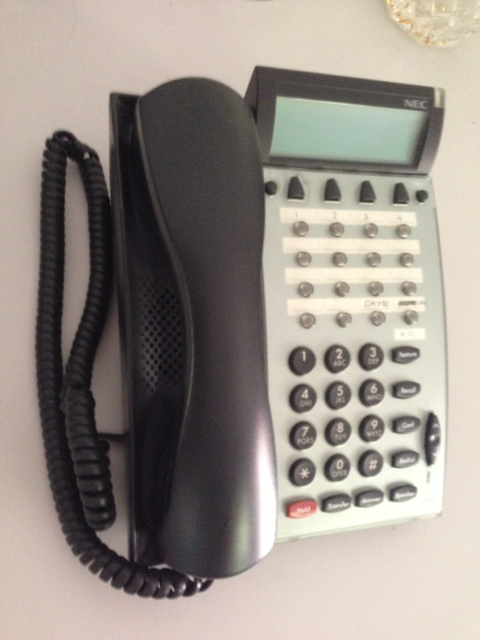 เครื่องโทรศัพท์ NEC DTU-32D-2 (WH) TEL รูปที่ 1