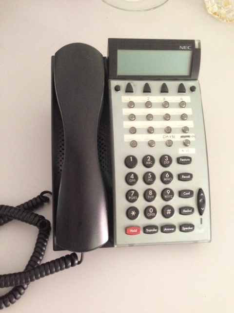 เครื่องโทรศัพท์ NEC DTU-32D-2 (WH) TEL รูปที่ 2
