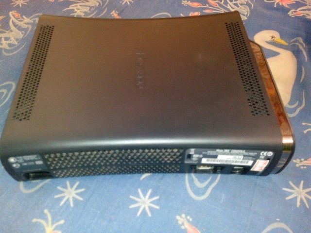 ขาย xbox360 อุปกรณ์ครบ ราคา 6000 บาท รูปที่ 4