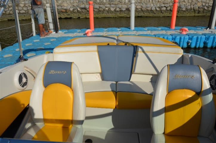 ขายเรือ สปีดโบ๊ท Searay 185 สปอร์ต  สภาพใหม่ ขับน้อย ไฟเบอร์ทั้งลำ รูปที่ 6