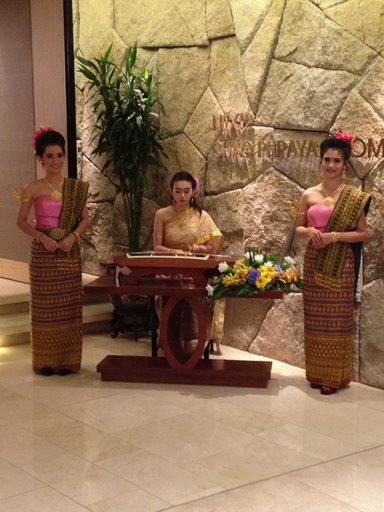 รับแสดงดนตรีไทย วงมโหรี ปี่พาทย์ รำไทย และการแสดงในแบบไทย ในงานมงคลต่างๆ มีทั้งวงเครื่องสาย วงมโหรี เดี่ยวขิม รูปที่ 1