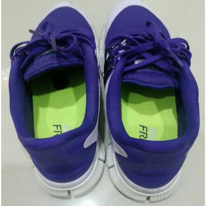 ขายรองเท้าวิ่งสตรี nike free running ขนาด 37.5 มือสอง รูปที่ 5